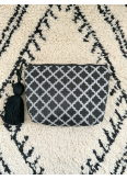 Trousse maxi pompon Medina Spirit Mellah - La Gazelle Marrakchia